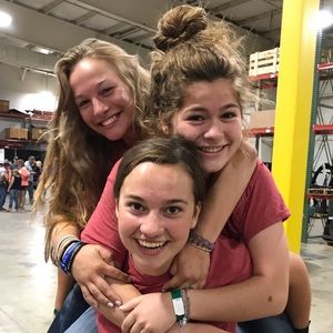 Meet your Posher, Abby